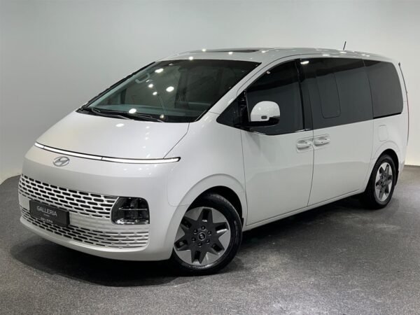 Hyundai Staria 2020 - 202x